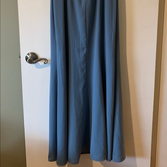 Vera Wang Bridesmaid/Prom/Event Dress - Picture 4 of 5